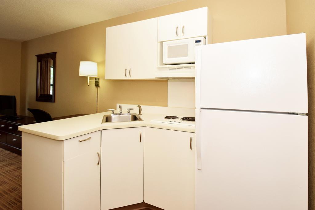 Extended Stay America Select Suites - Minneapolis - Eden Prairie - Valley View Road Εξωτερικό φωτογραφία